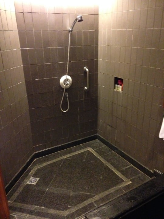 Dusche InterContinental Bali Resort