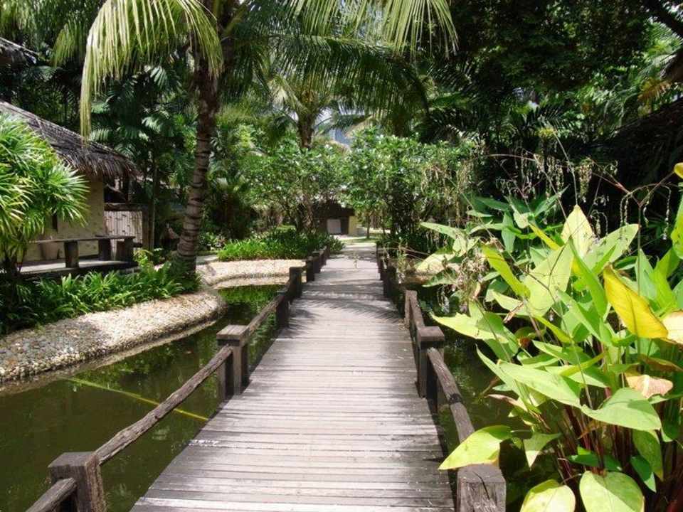 Weg zum Pool und Strand Centara Koh Chang Tropicana Resort