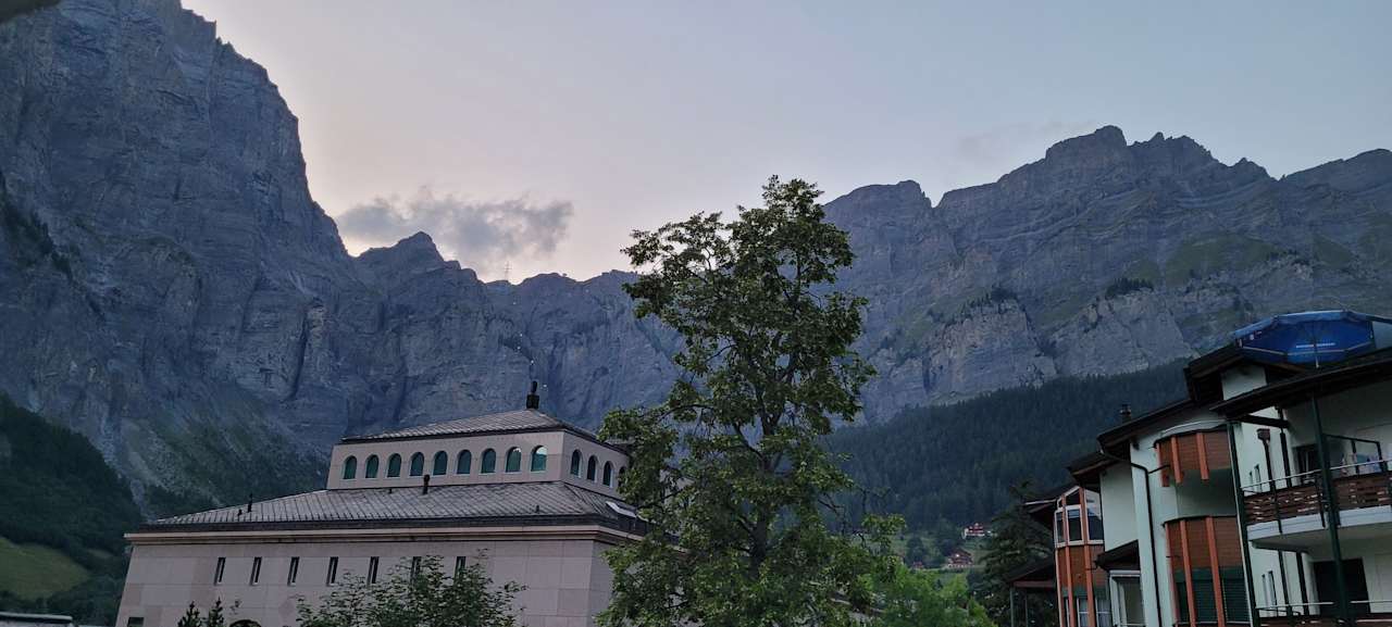 Außenansicht Hotel Quellenhof Leukerbad