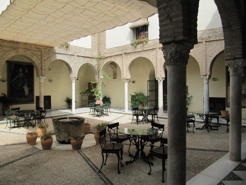 Innenhof NH Collection Amistad Córdoba