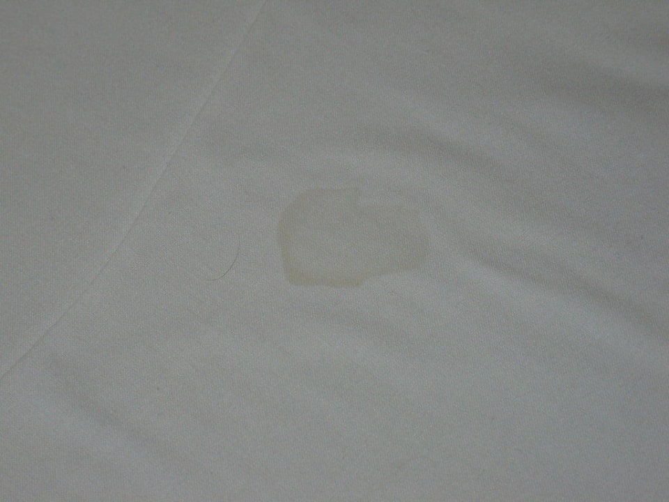 Schmutziges Bettlacken Calimera Yati Beach