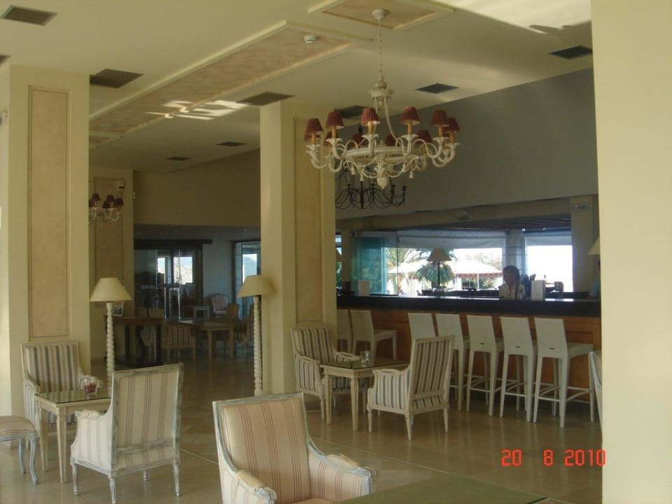 Bar Olympian Bay Grand Resort