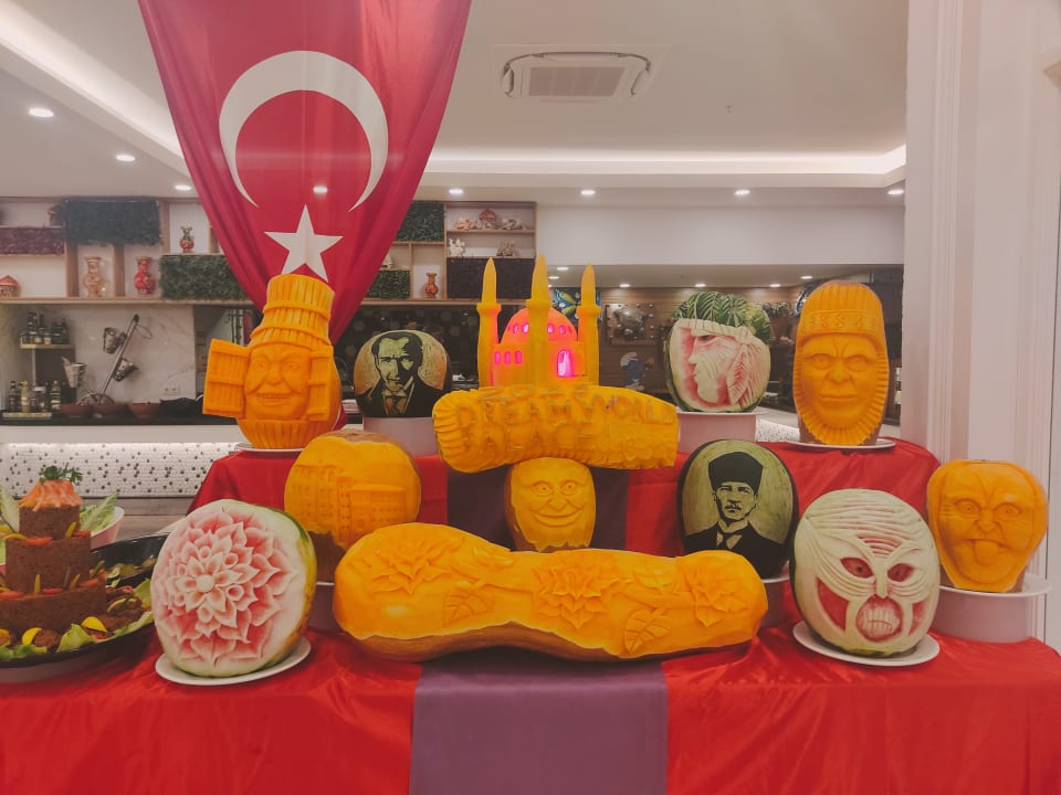 Gastro Dream World Palace Hotel