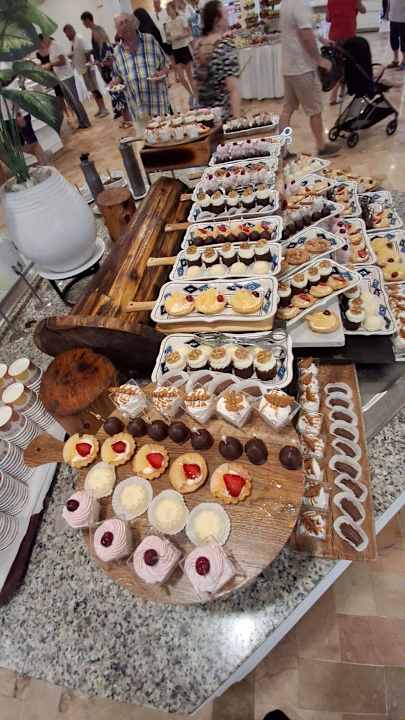 Gastro Hotel JAZ Tour Khalef