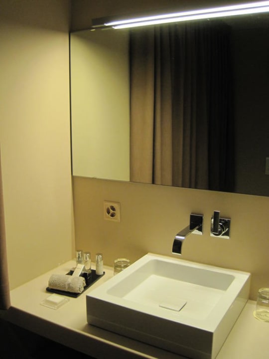 Waschbereich Hostellerie Le Petit Manoir