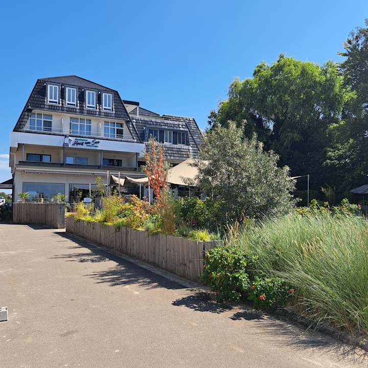 Außenansicht Stratmanns Haus am See