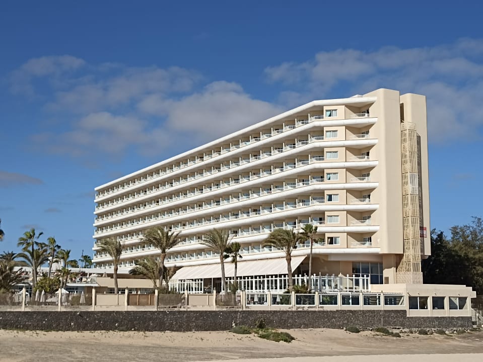 Außenansicht Hotel Riu Oliva Beach Resort