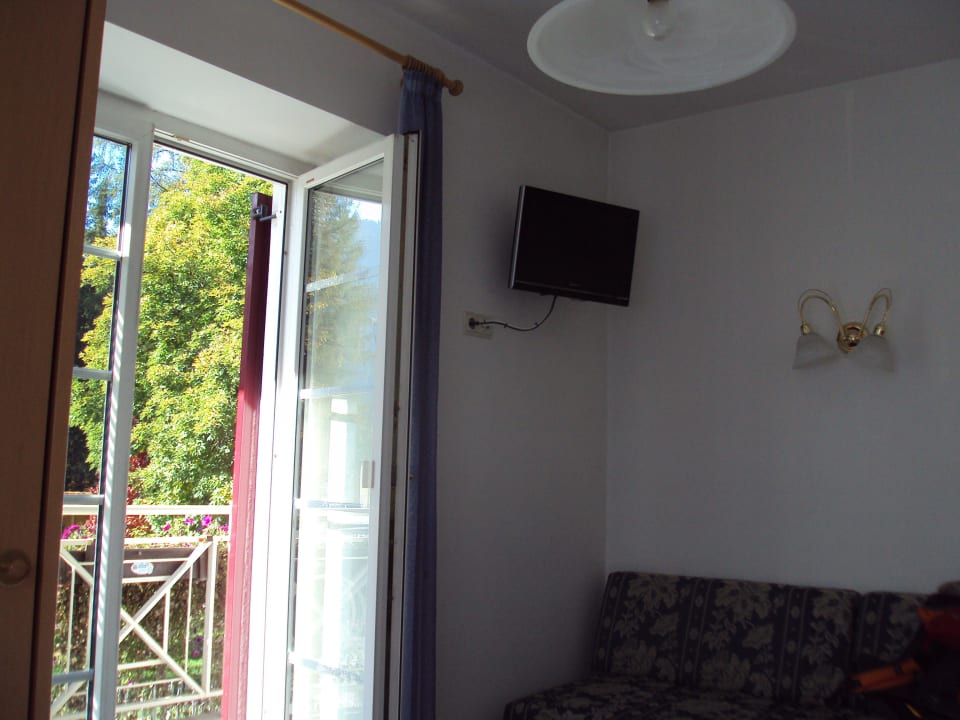 Zugang zum Balkon Gasthof Weiherbad