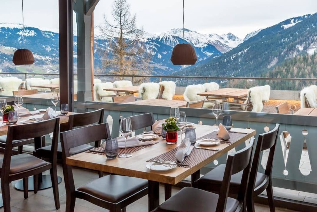 Panoramarestaurant The Alpina Mountain Resort & Spa