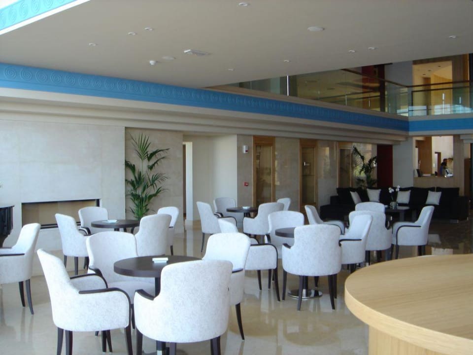 Lobby Bar Atlantica Kalliston Resort