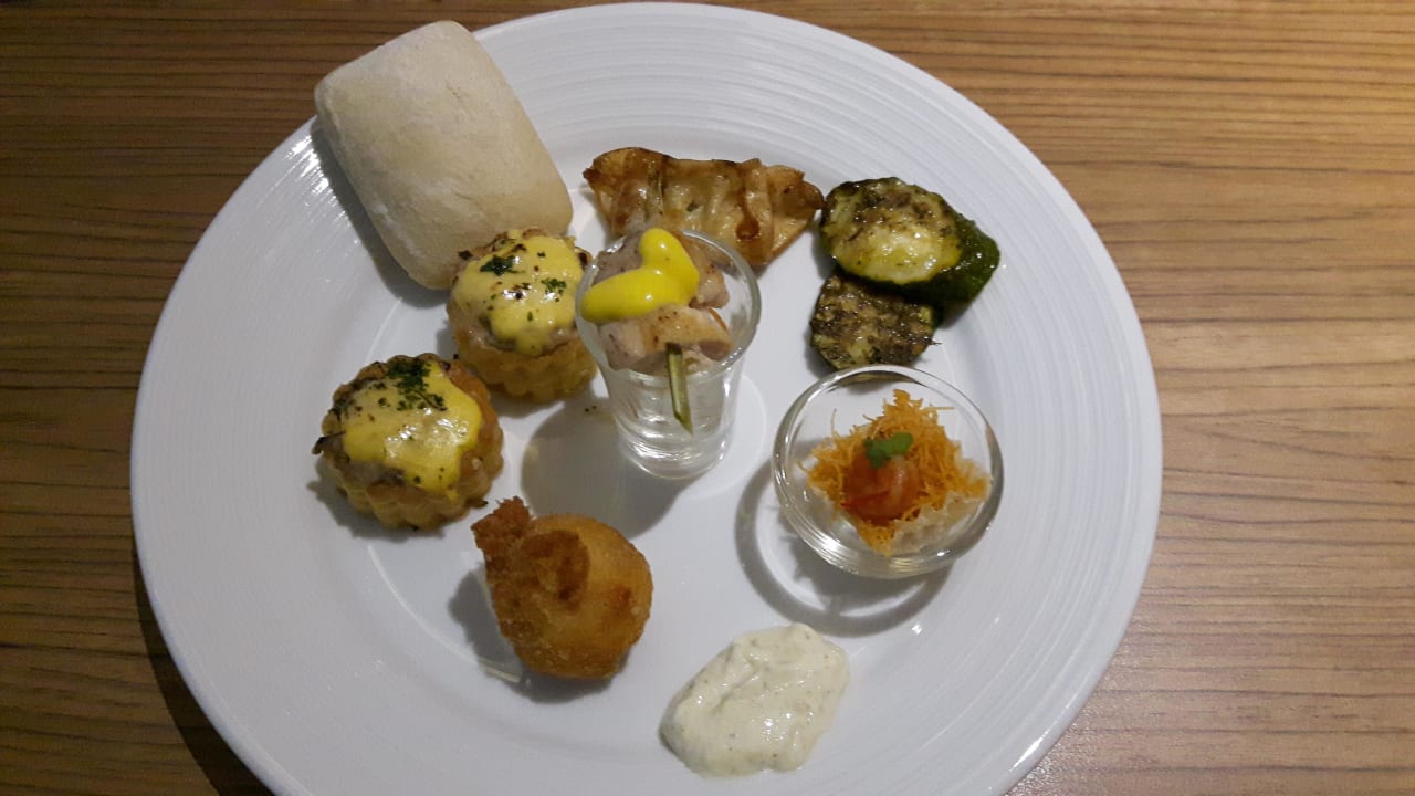 Fingerfood Executiv Lounge Eastin Grand Hotel Sathorn