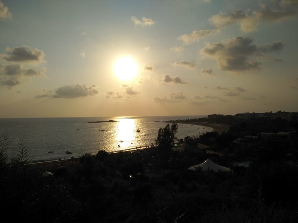 Strand Oz Hotels Sui Resort