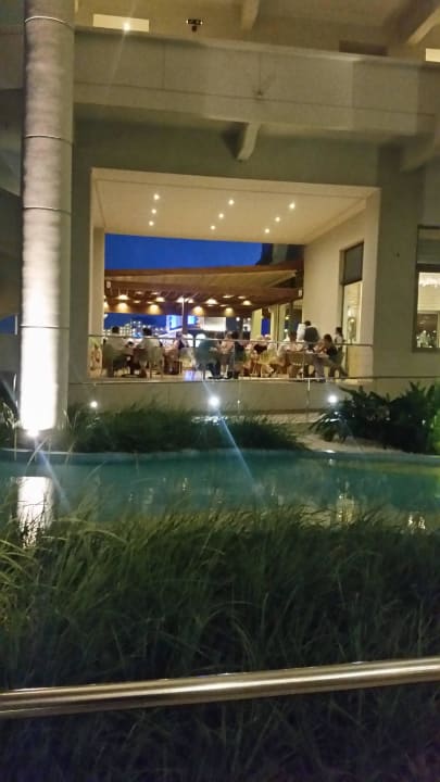Unterer Eingang Elysium Resort & Spa Hotel