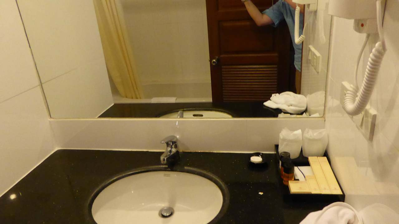 Bad Zi.Nr. 712 Champasak Grand Hotel