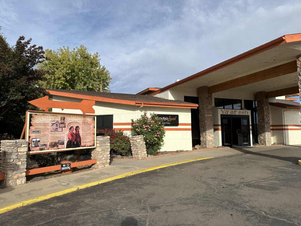 Lobby Quality Inn Navajo Nation