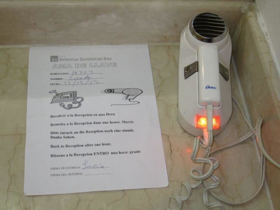 Fön muss nach einer Stunde zurükgegeben werden BelleVue Dominican Bay