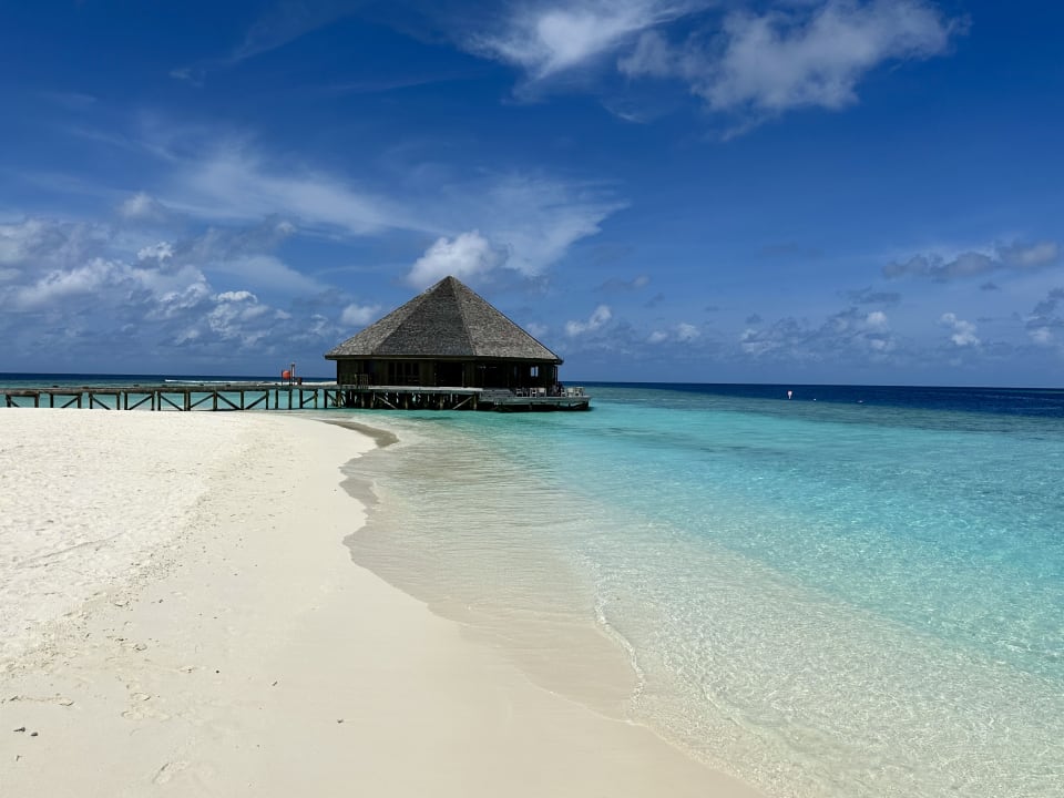 Strand Vilamendhoo Island Resort & Spa