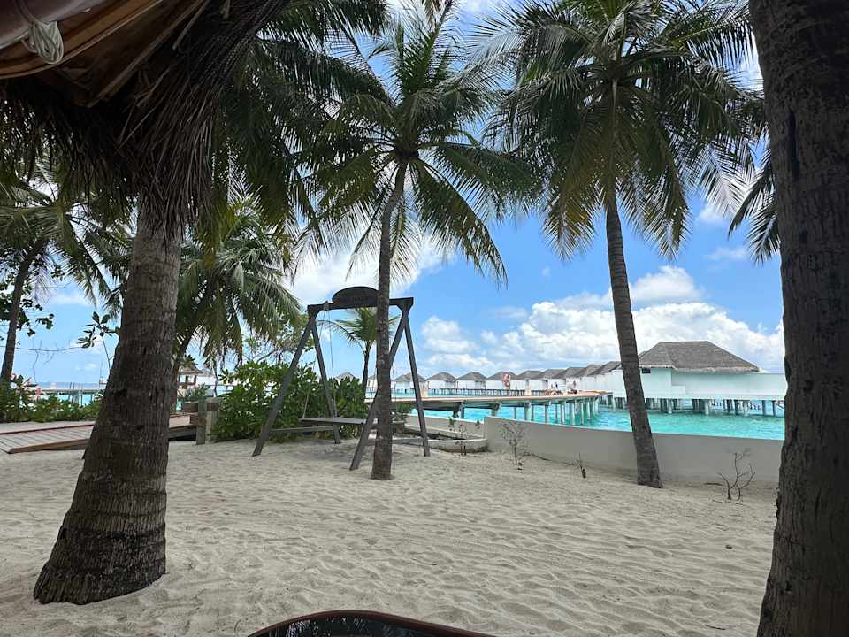Strand Thulhagiri Island Resort