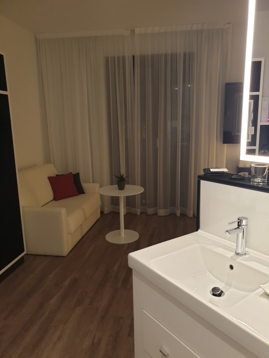 Zimmer Innside by Meliá Frankfurt Ostend