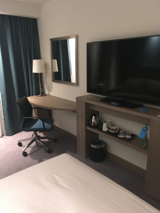 Zimmer Hampton by Hilton Stuttgart City Centre