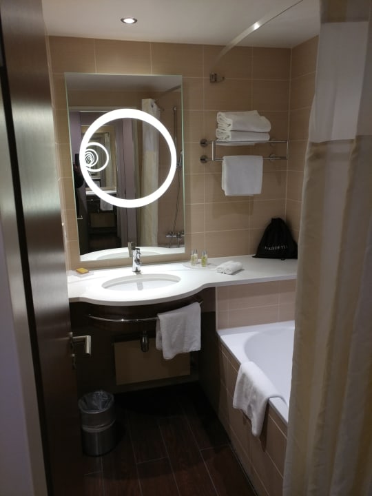 Zimmer Hilton Garden Inn Frankfurt Airport