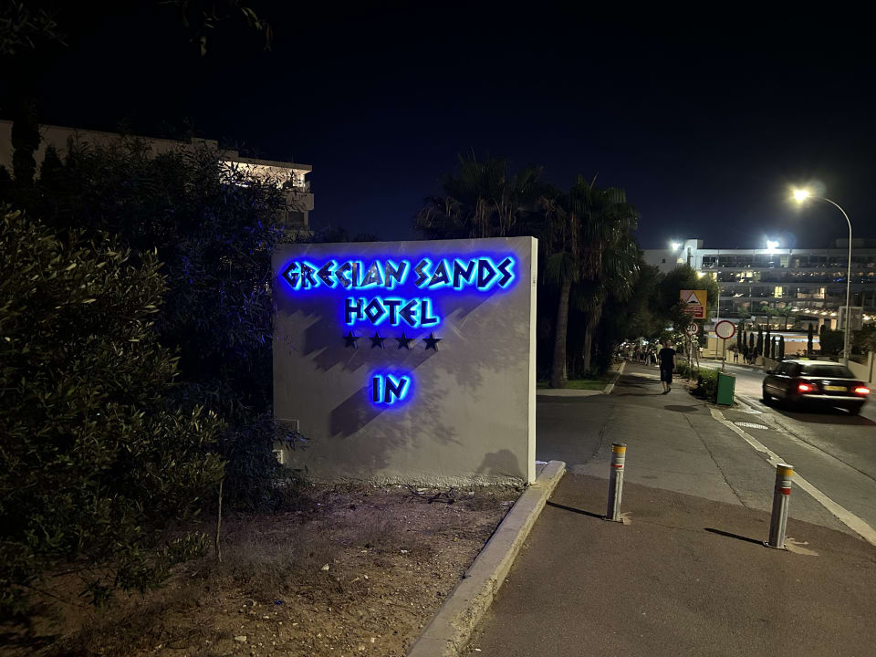 Außenansicht Hotel Grecian Sands