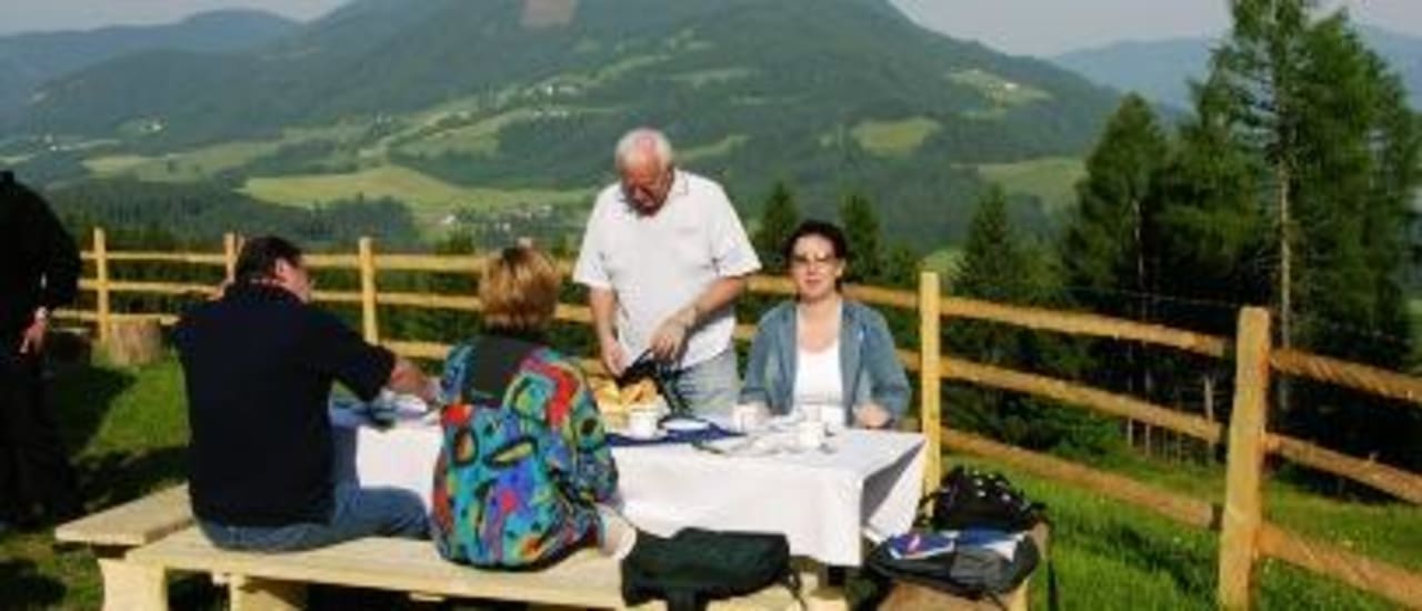 Almfrühstück Naturparkpartner Bauernhof und Ferienhaus Sperl