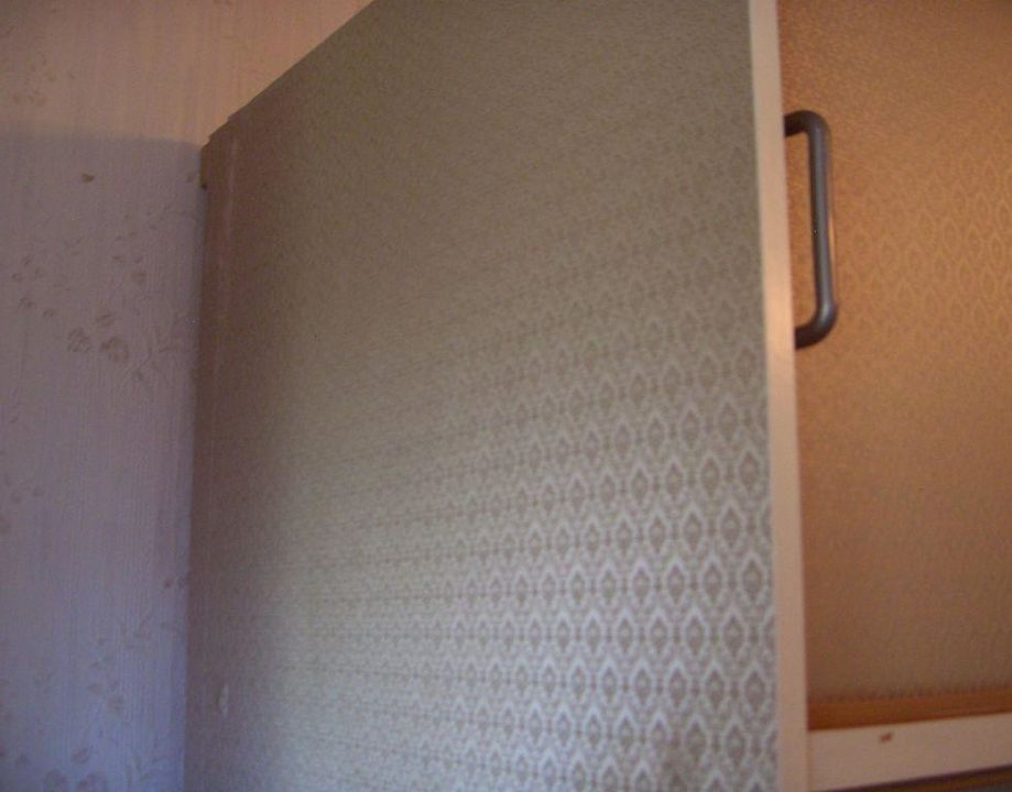 Tapezierter Schrank Hotel Sonnenberg Schloesschen