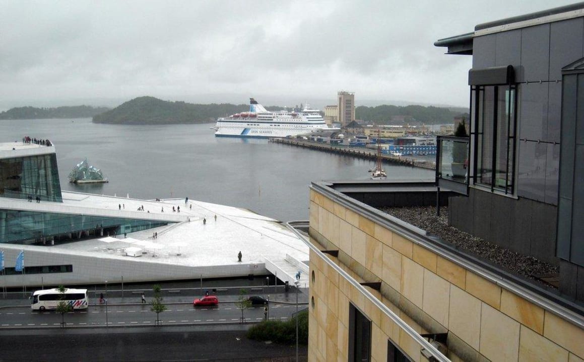 Crown of Scandinavia at Oslo Harbour Thon Hotel Opera