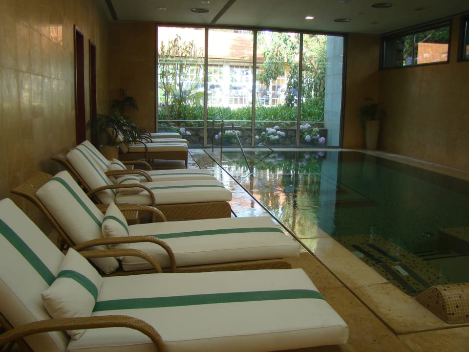 Innenpool Hotel Casa Velha do Palheiro