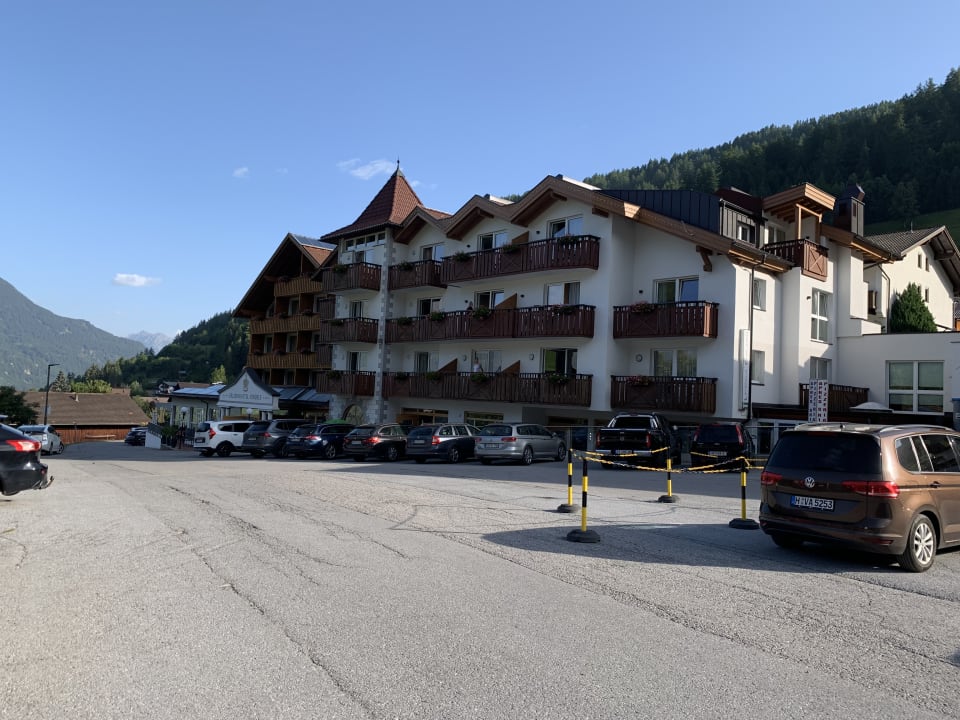 Außenansicht Erlebnishotel Fendels