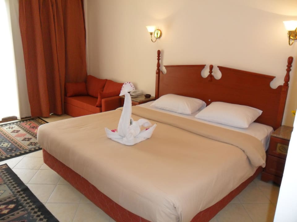 Rooms Aladdin Beach Resort