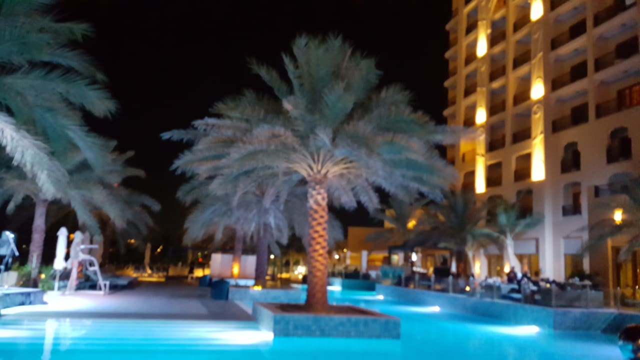 Pool DoubleTree by Hilton Resort & Spa Marjan Island