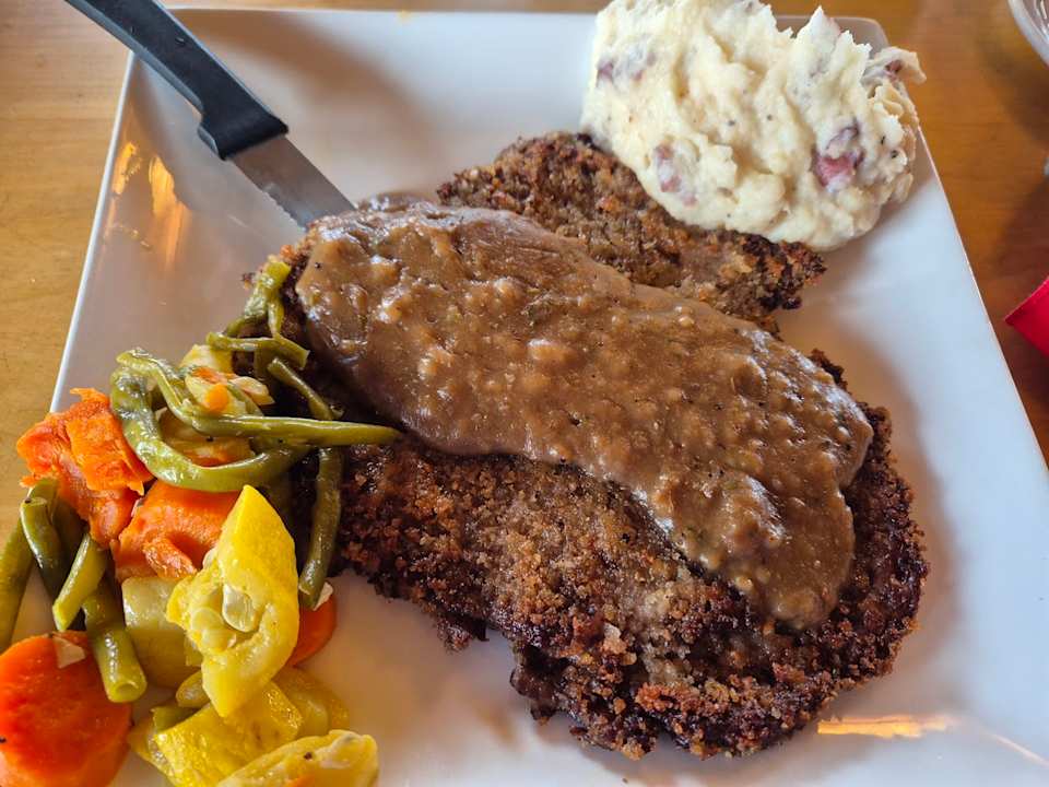 Gastro Broken Spur Inn & Steakhouse