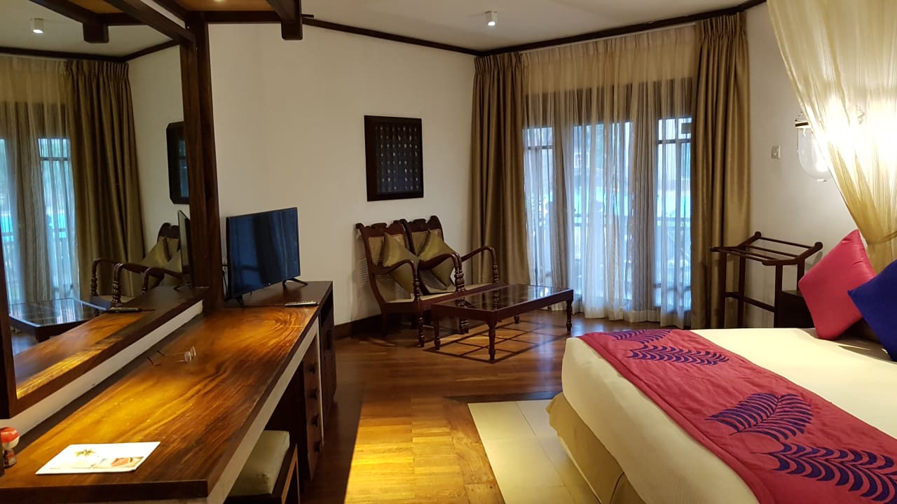 Zimmer Royal Palms Beach Hotel