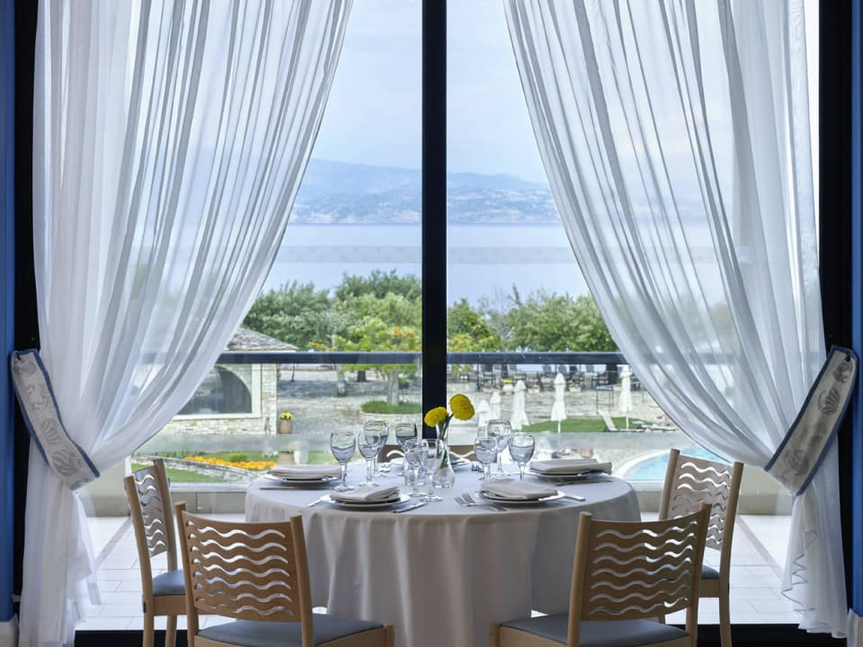 Main restaurant  Corfu Chandris Hotel and Villas