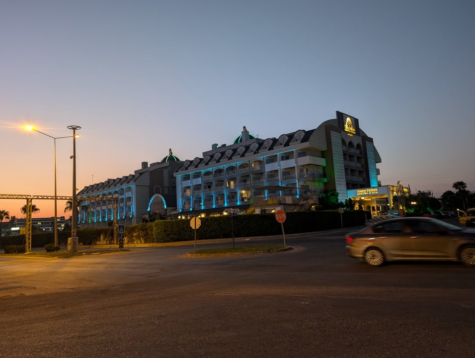 Außenansicht Mary Hotel Side