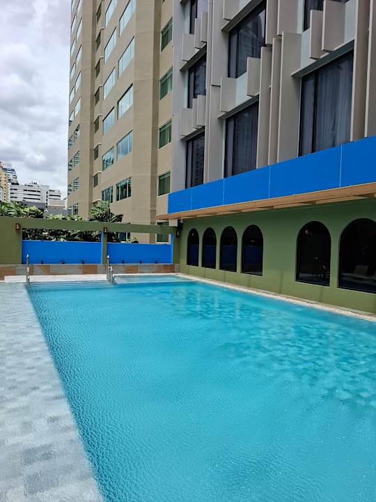 Pool Pipa Hotel Bangkok Sukhumvit 11