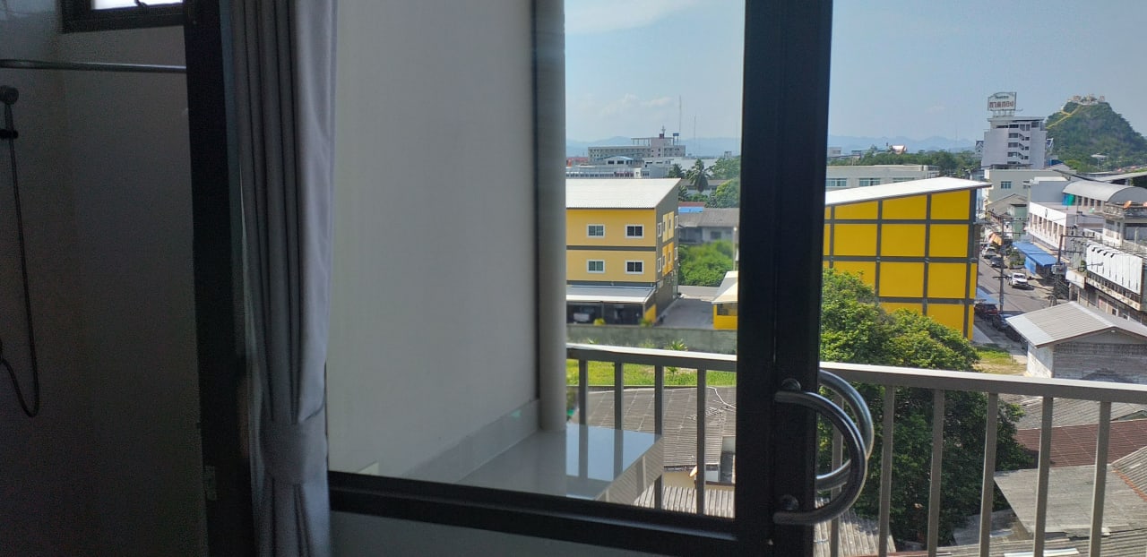 Zimmer Prachuap Beach Hotel