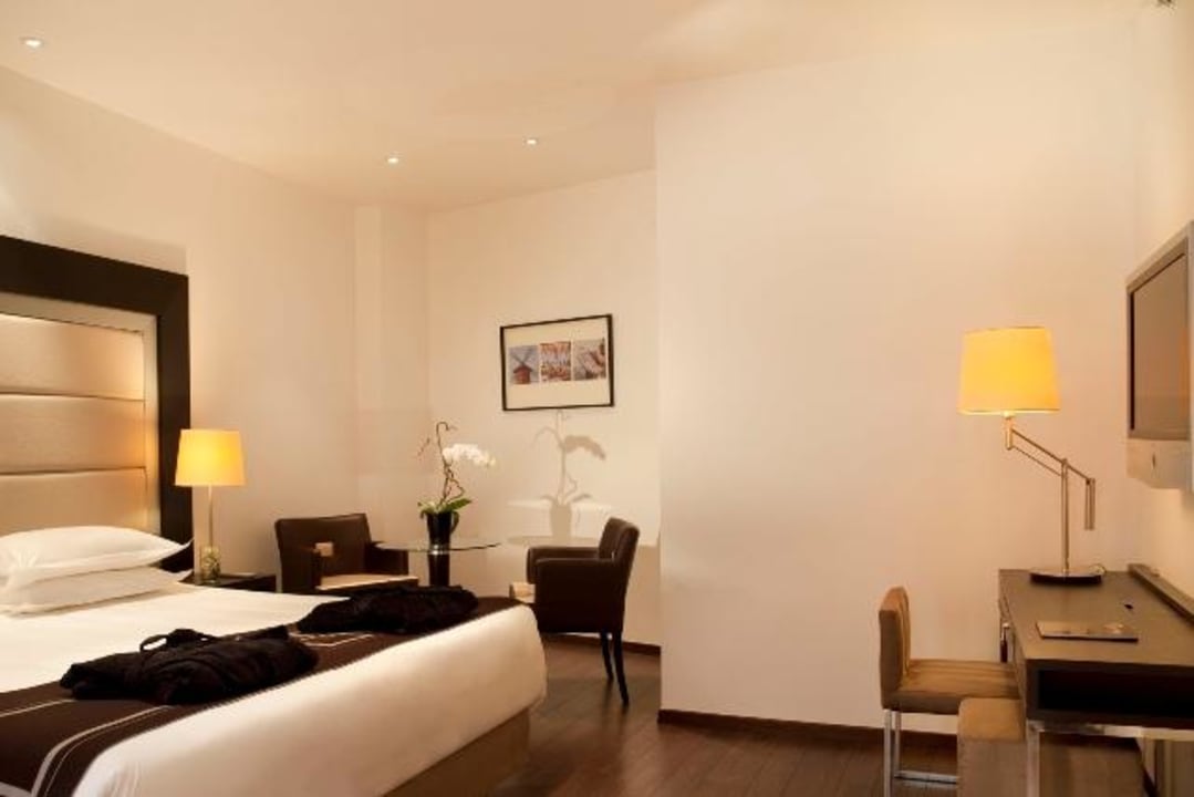 Chambre deluxe  Hotel L'empire Paris