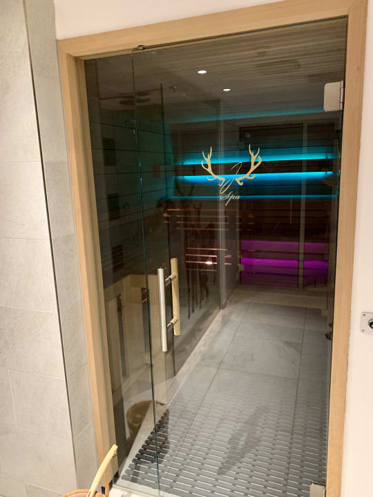 Pool Relais Chateaux Jagdhof Glashütte