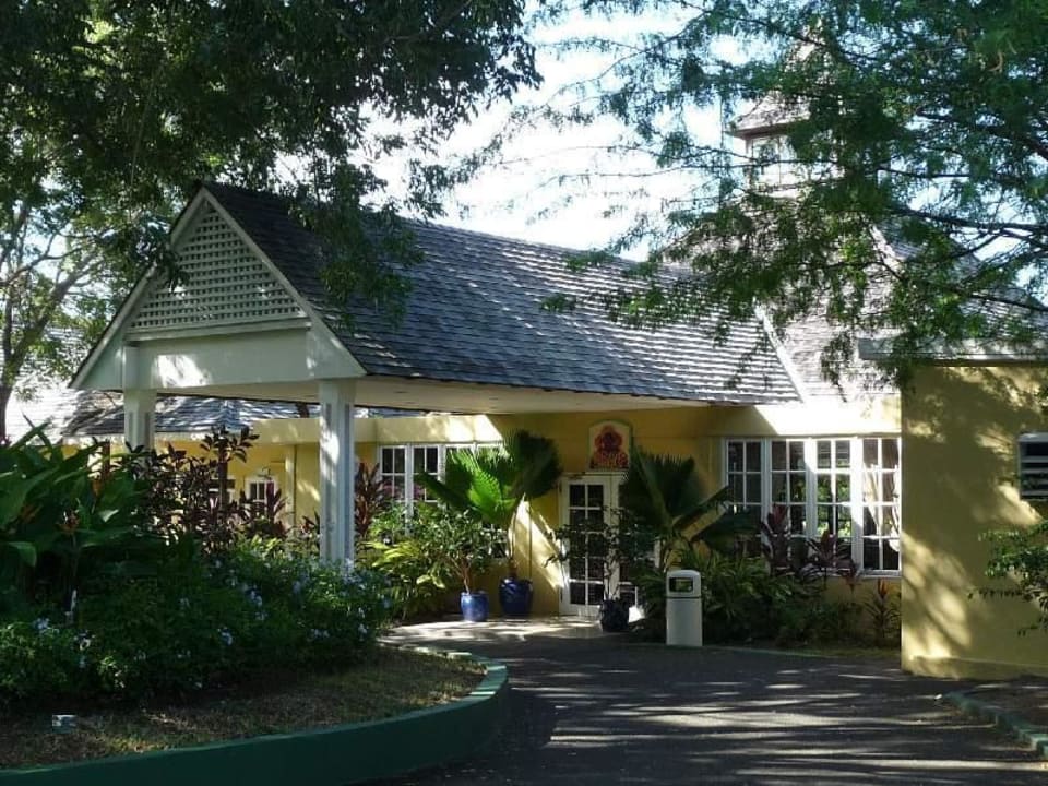 Cafe Enids Royalton Saint Lucia Resort & Spa