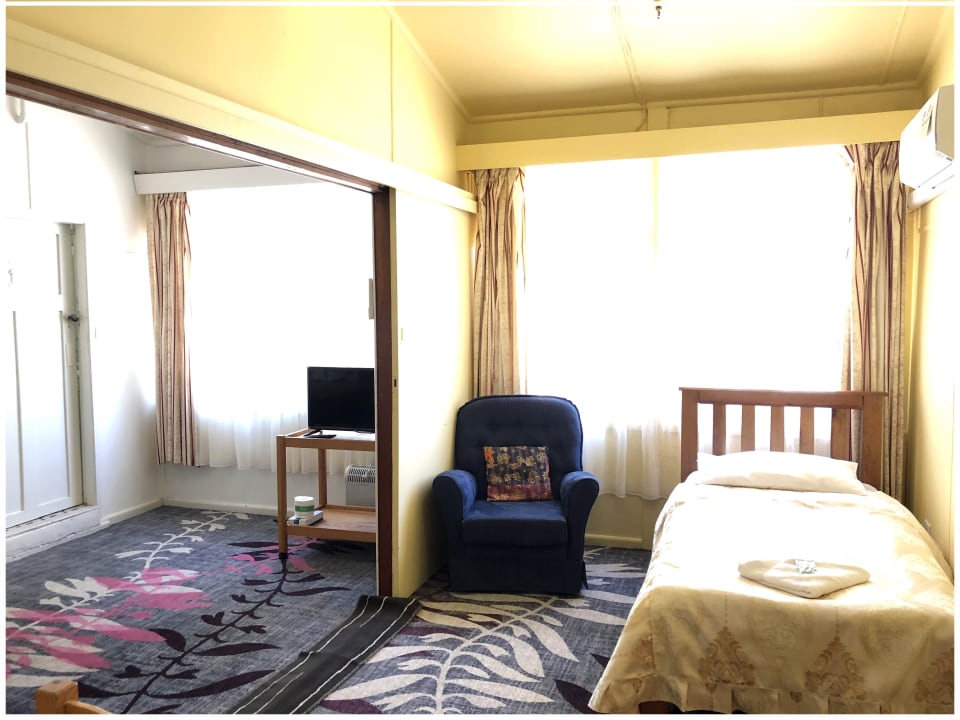 Zimmer Clarendon Motel and Guesthouse