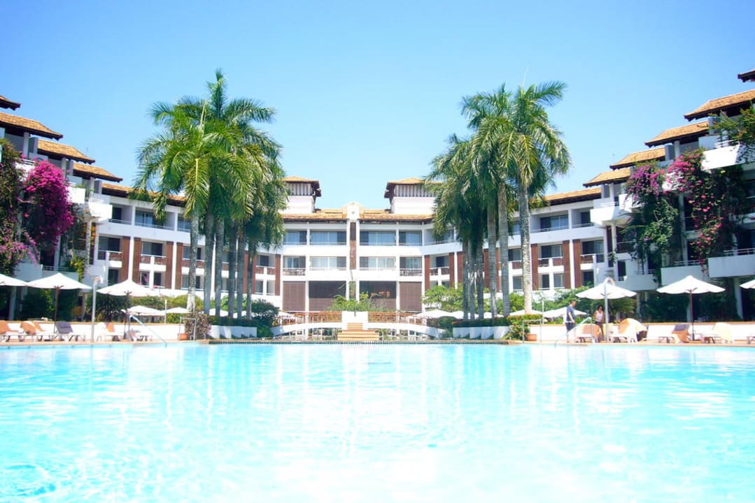 Hotelgebäude Hotel Lanka Princess Ayurveda