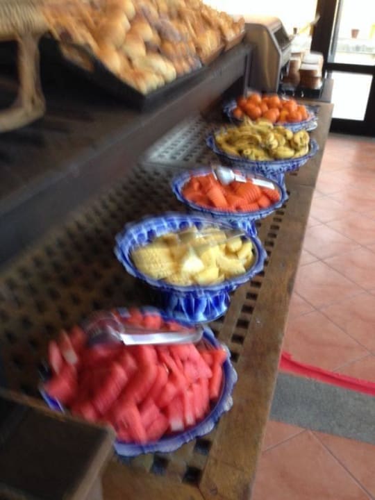 Früchtebüffet beim Frühstück Seaview Khao Lak Resort