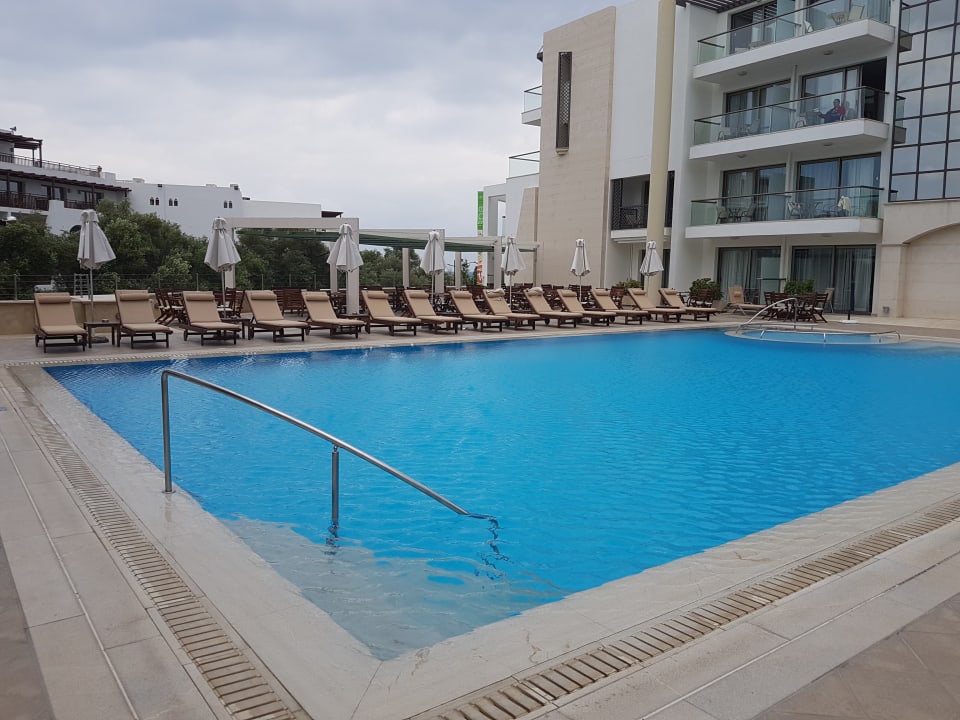 Pool Albatros Spa & Resort Hotel