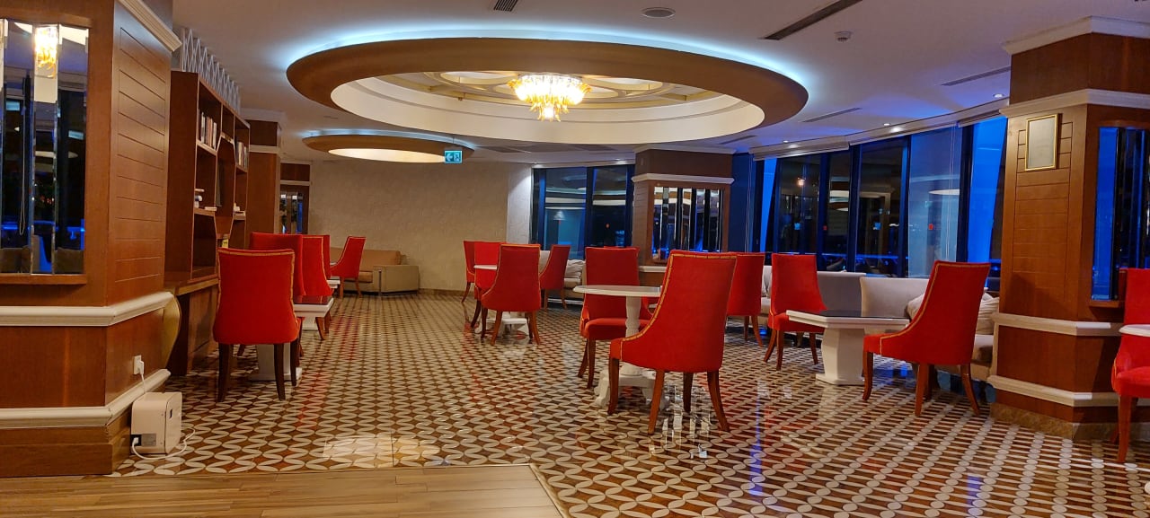 Lobby Granada Luxury Okurcalar