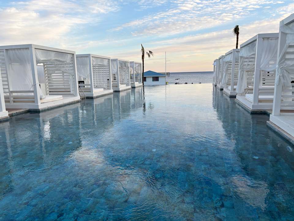 Pool Mira Meridia Beach Hotel