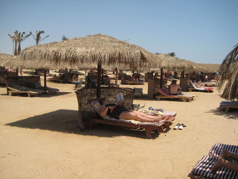 Linke Seite des Strandes mit viel Platz Sentido Caribbean World Soma Bay