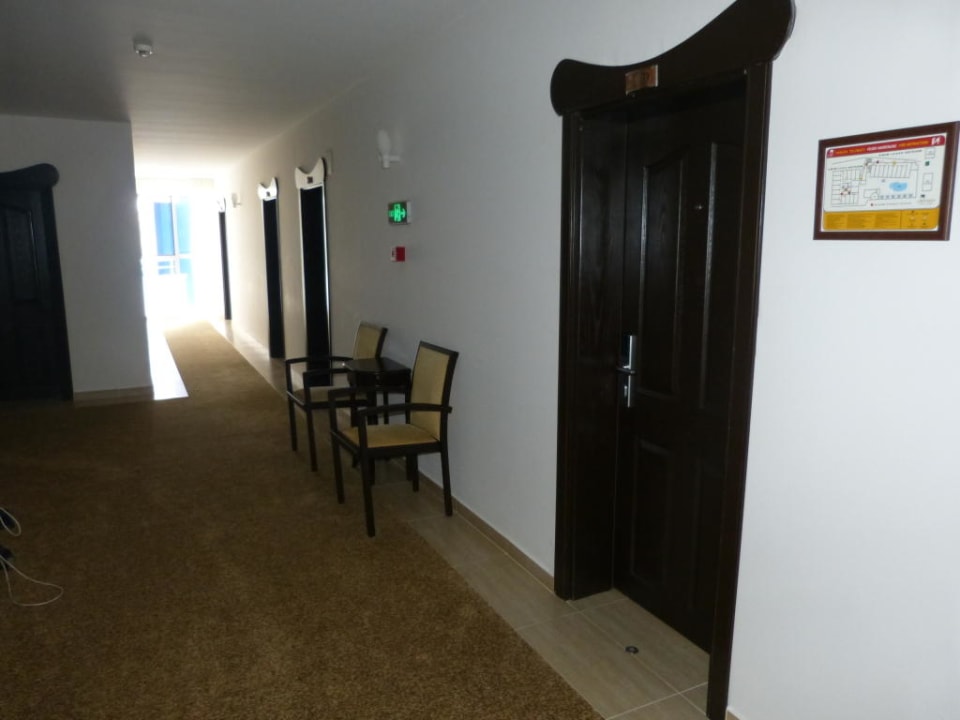 Der Flur Gardenia Hotel